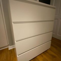Malm 4 Door Dresser  2 FREE