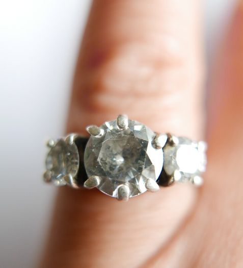 Vintage 925 Sterling Silver Three Stone Ring - size N - 5,2g
