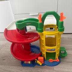 Fisher Price - Little People Racin' Ramps Car Garage