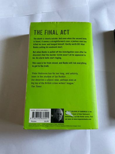 12 x Peter Robinson DCI BANKS crime series no 7 and 13 to 25 or individual