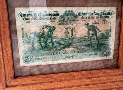 RARE 1938 Irish Ploughman One Pound Banknote Ireland 1 pound Note Scarce Bank Of Ireland