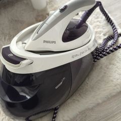 Philips PerfectCare Elite Plus Steam Generator Iron Excellent Condition