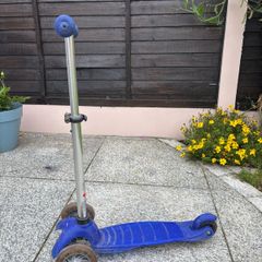 Micro 3-wheeled scooter