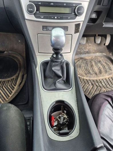 2010 Toyota Avensis