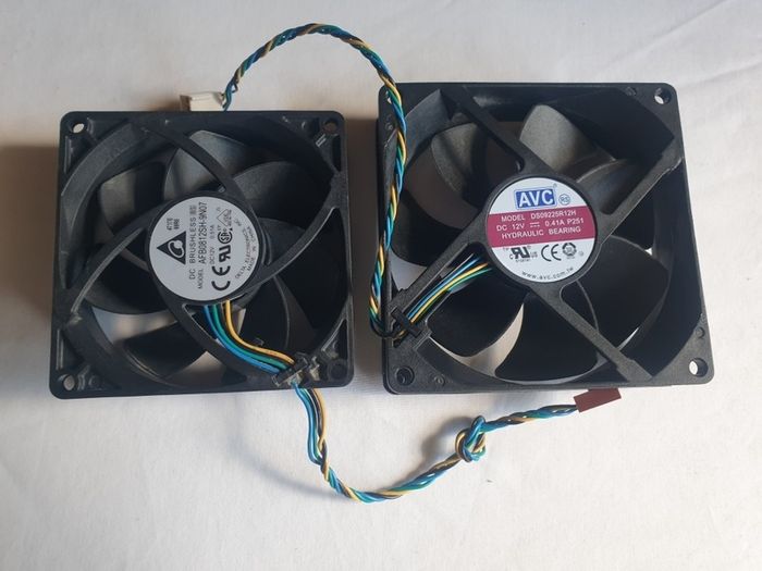 2 x 4 Pin PC Case Fans 80mm & 90mm