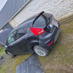 2011  fiesta for parts