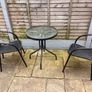 Outdoor table and chairs Image 2