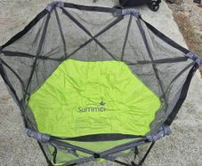 Pop up playpen