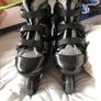 skates size 9-12 Image 3