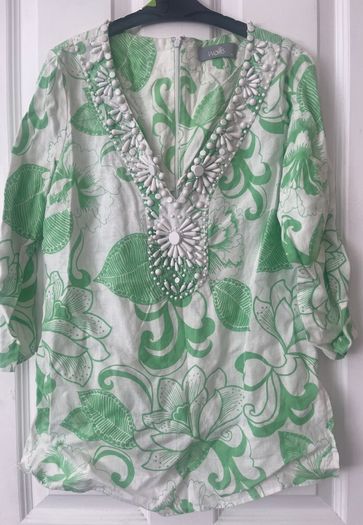 Ladies linen top