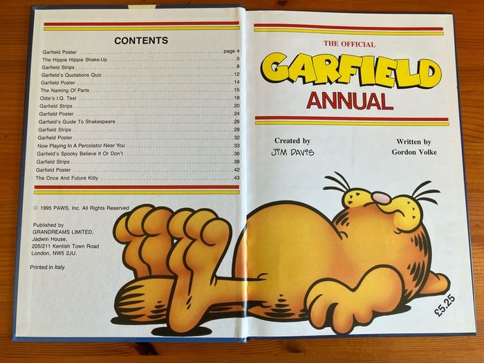 Cartoon book: 'The Garfield Annual' 1995