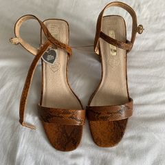 Bnwt sandals size 7