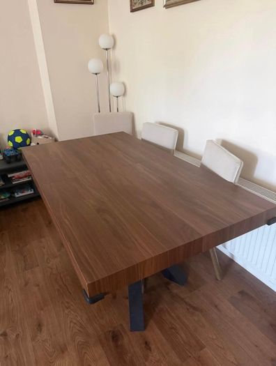Modern Extendable Dining Table & 6 Chairs
