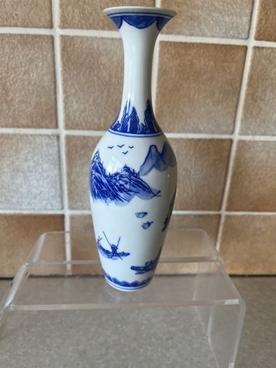Chinese Pair Eggshell Porcelain Colbalt Blue/ White Elegant Vases