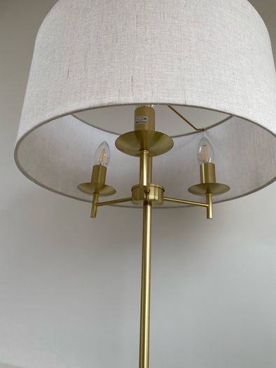 Standard floor lamp
