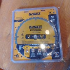 mitre saw