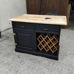 Kitchen island