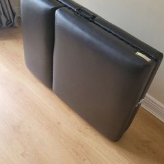 massage table