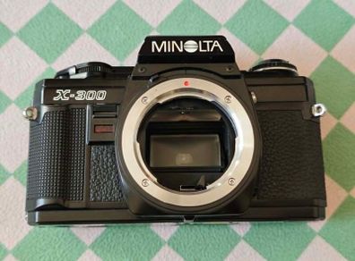Minolta X-300 (black) - Serviced & Ready to Use Film Camera (body only)