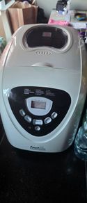 Morphy Richards  fastbake breadmaker
