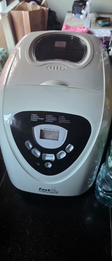 Morphy Richards  fastbake breadmaker