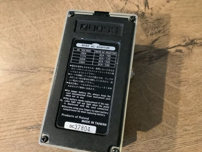 Boss SD-1 Super OverDrive (MIT, Black label, 12V ACA) vintage pedal