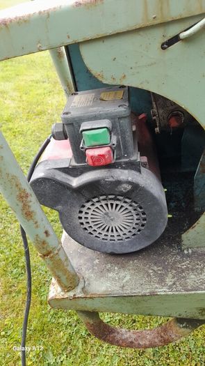 Cement Mixer...With Stand..240V