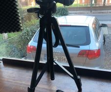 Nikon D5100 + Lens 18-105mm + tripod + HDMI Cable