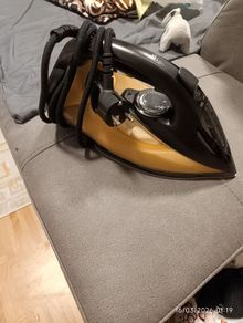 steam iron Phillips 7000