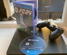 Pe 4 FIFA 23/24 and controller