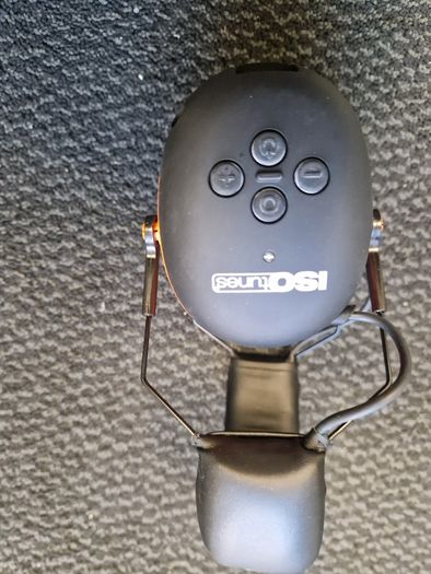 Bluetooth ear defender