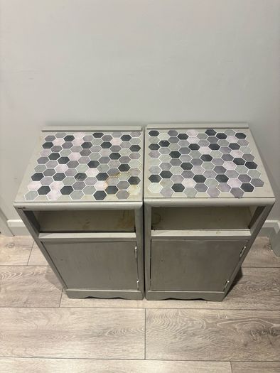 2 free lockers