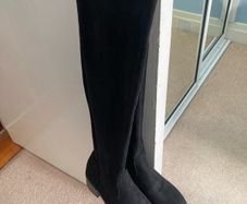 Ladies Tall Black Boots size 6 (39)