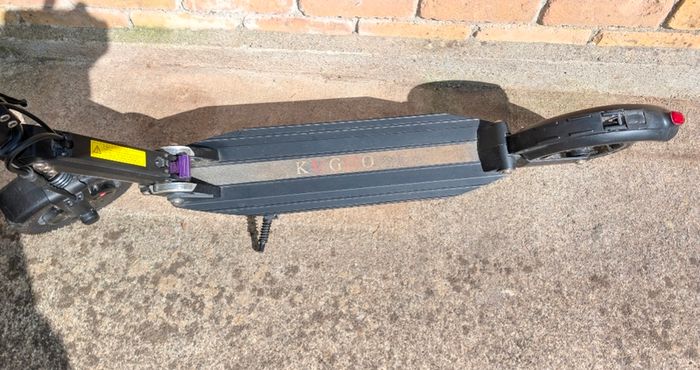 Electric Scooter Kugoo S1 Foldable Includes Charger  Fully Working