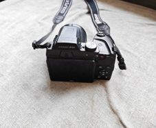 Nikon Coolpix B500 16MP 40x Optical Zoom Camera + Case, SD Card & Accessories