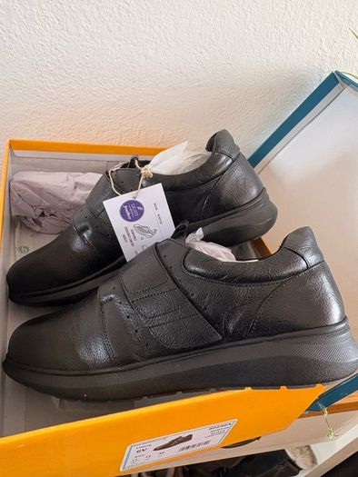 Mens shoes