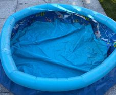 paddling pool