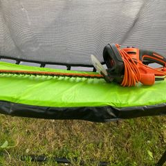 Black + Decker electric Hedge Trimmer