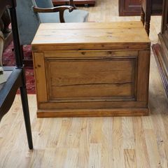 Early 20th-Century Pine Storage Chest / Coffee Table