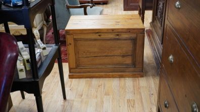 Early 20th-Century Pine Storage Chest / Coffee Table