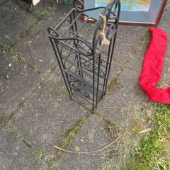 Wine holder
