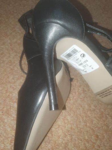 next heels