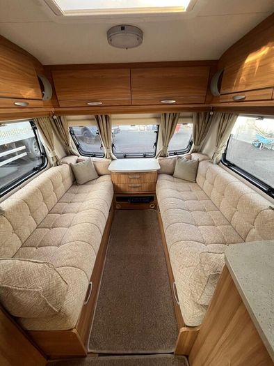 2012 Lunar Quasar 462- 2Berth