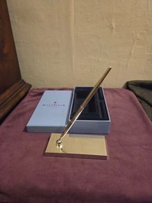 Newbridge Silverware Pen Holder