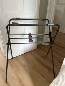 Stokke bath stand & new born insert