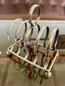 Antique Art Deco Silver Plated Toast Rack Made in England 4 Slice Rack Letter Rack Organiser Ball Feet