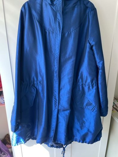 Metallic blue adjustable parka coat with hood size 10