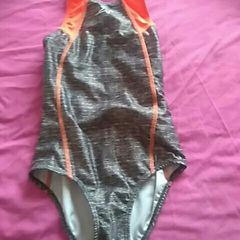 Swimsuit Age 8, fit 6-7yrs only tried on