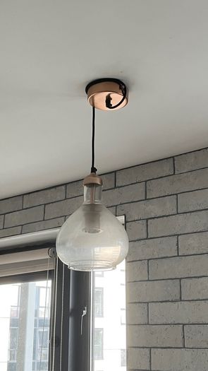 2 Light Fittings