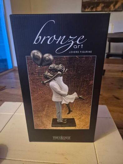 Wedding Gift - Bronze Art Lovers Figurine